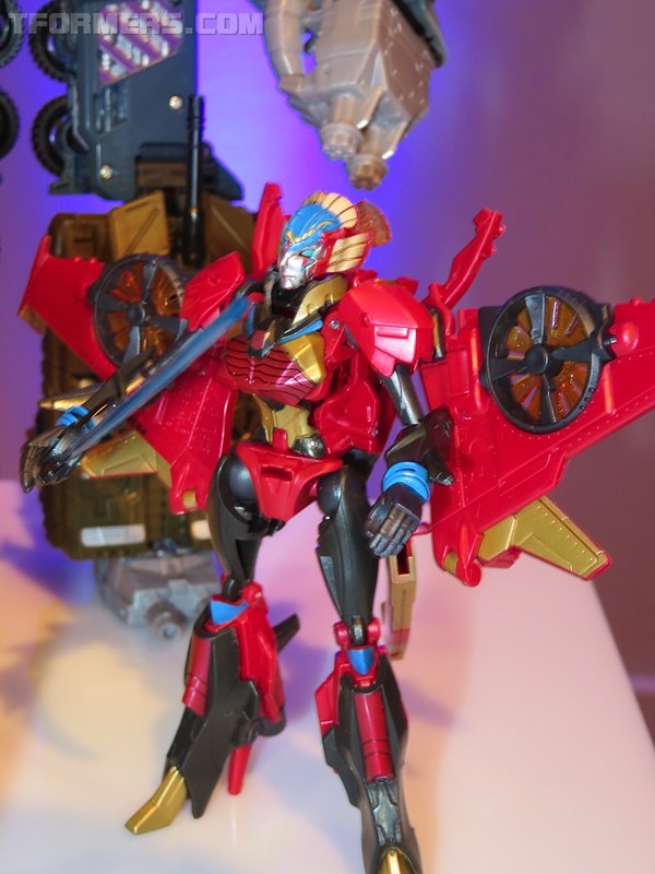 NYCC 2015   Transformers Combiner Wars Galvatron, Skullcruncher, Blaster, More  (55 of 80)